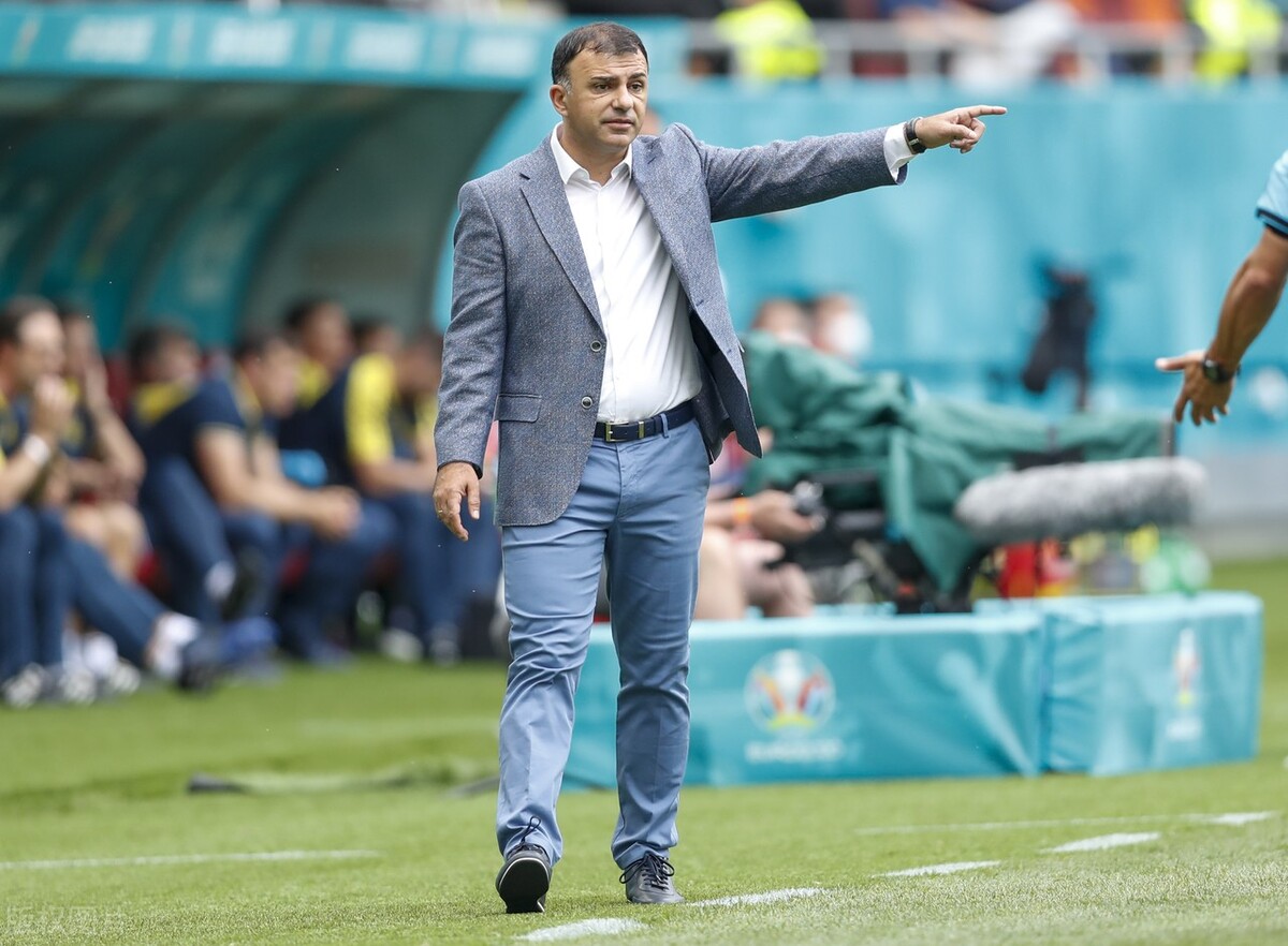 勒夫时装,欧洲杯教练帅照