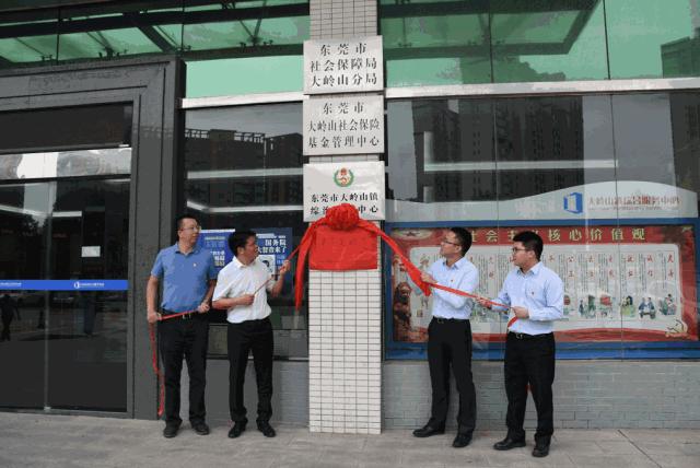 在辞旧迎新的时刻回顾过去,在过去的一年我们都经历了什么