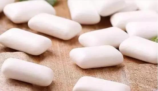 刷牙的正确方法牙不黄不臭,刷牙牙黄变白的最快方法