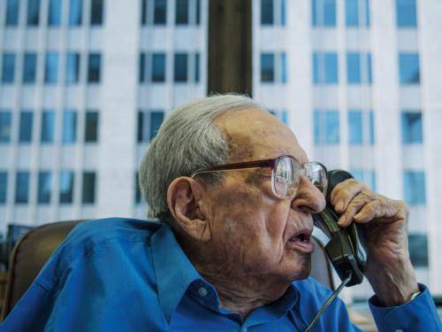 投资大师沃伦巴菲特的人生智慧,投资大师罗杰斯的10大投资箴言