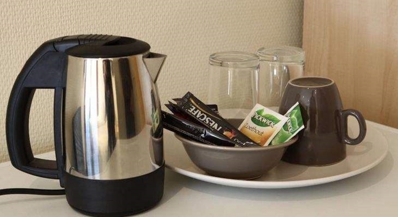 酒店的电热水壶太脏了怎么办,除了酒店的烧水壶还有哪些热水