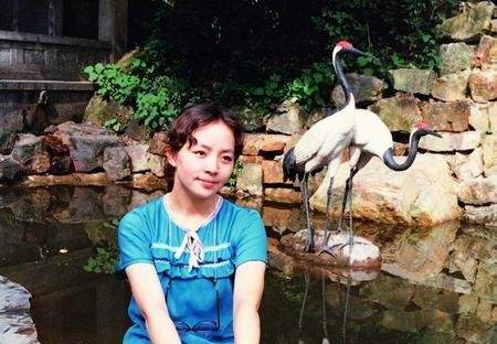 五次恋爱，三段婚姻，从演员到母亲，宋丹丹用微笑面对苦乐人生