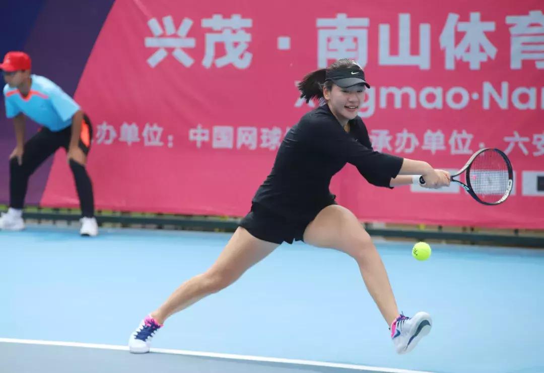 2019国际网球金安公开赛女单比赛激战正酣！