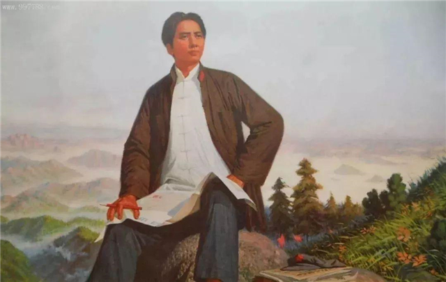 毛主席的旧鞋，鞋匠都不愿意再补：“这鞋都这么破了还补什么？”