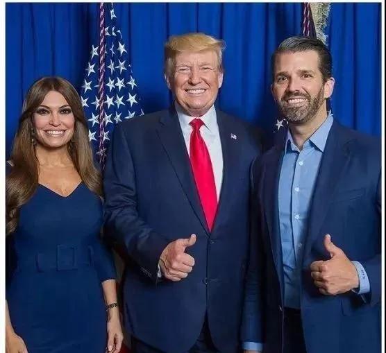 揭秘特朗普的准儿媳 (特朗普夫人最新着装)