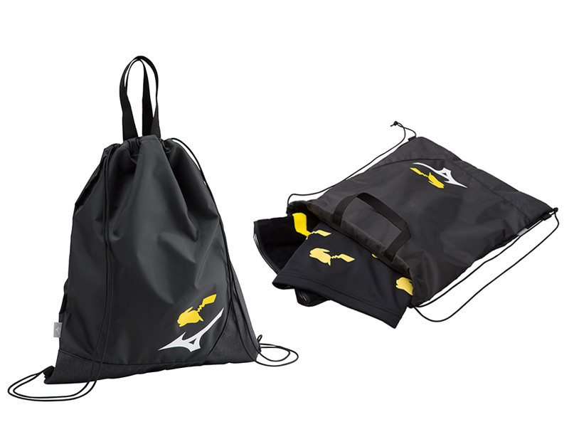 皮卡丘穿篮球服,宝可梦精灵球和皮卡丘