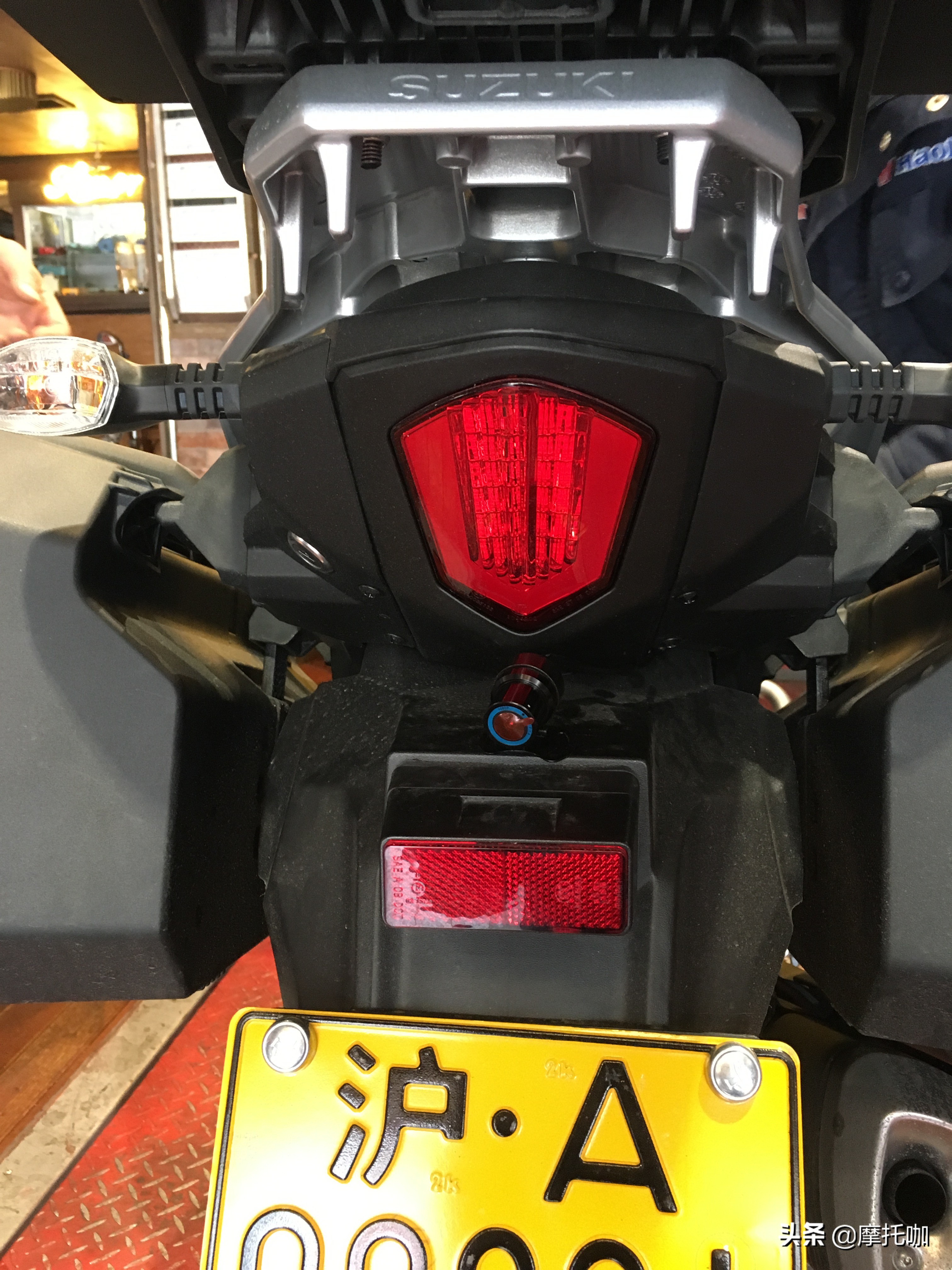 踏板摩托车怎么安装行车记录仪,摩托车安装记录仪要多少钱