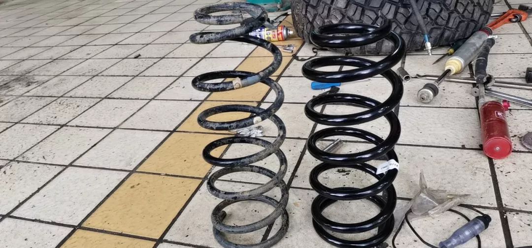 途乐y61三门短轴版多少钱,尼桑途乐Y60短轴