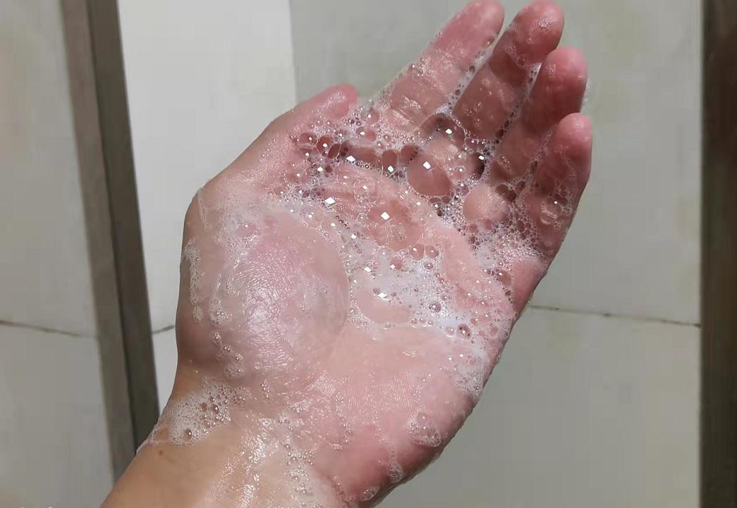 魅力沐浴露留香持久用什么香水,珂岸果酸清肌磨砂沐浴露测评