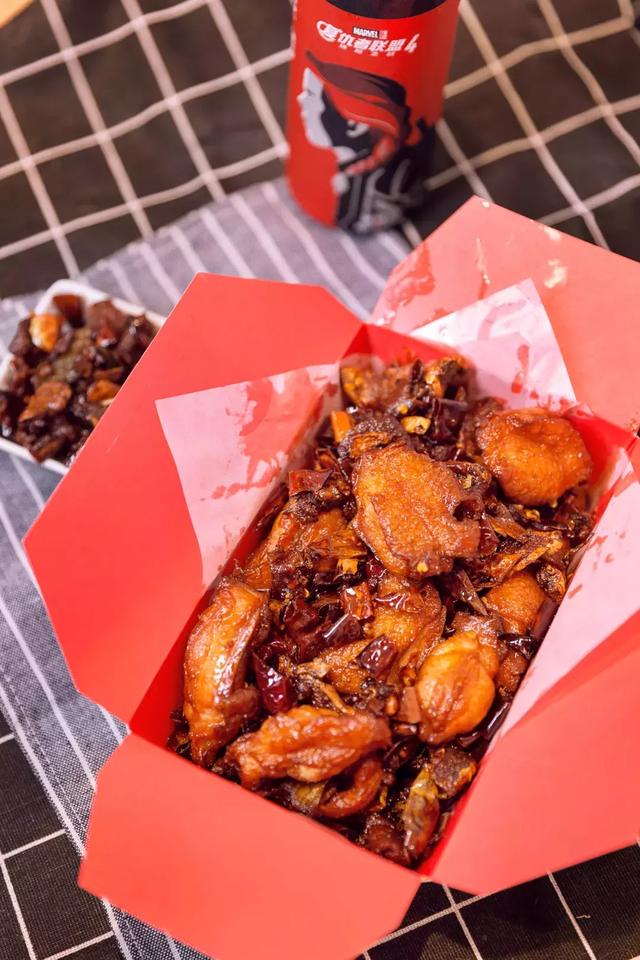 一口就上瘾的煸鸡除了他没有别家了