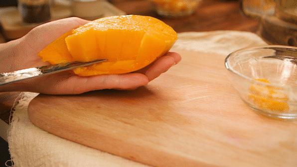 4步教你做芒果爆爆珠，一咬就爆浆，可搭各种饮品，比珍珠还好吃