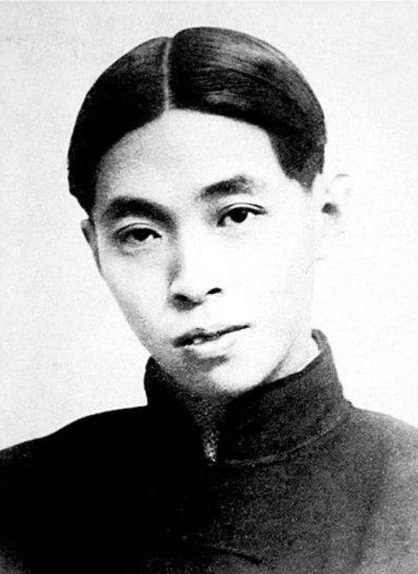 茅盾必读的十本书,茅盾文学必读书籍