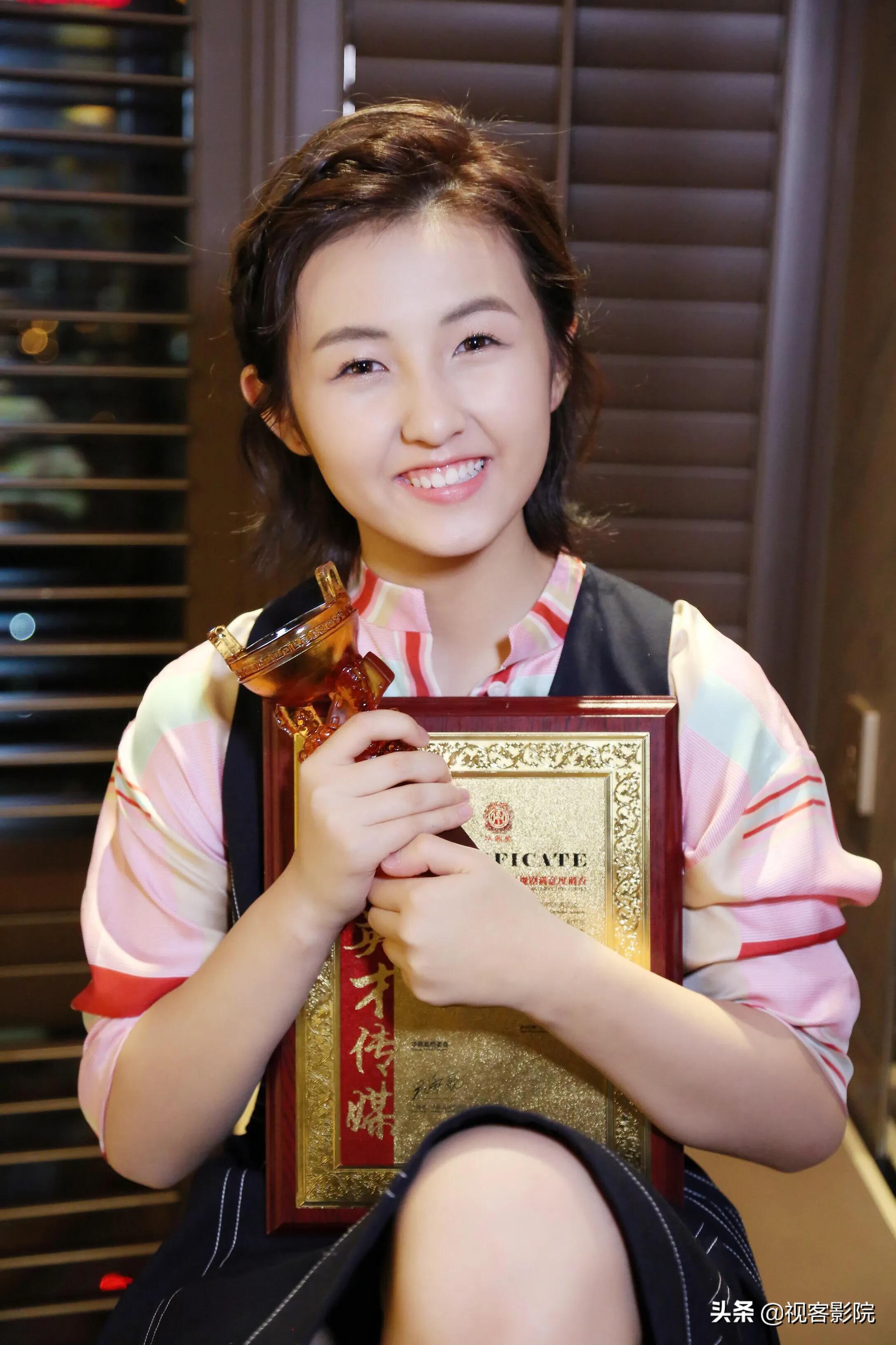 张子枫6岁到19岁影视合集,张子枫16岁到20岁的变化