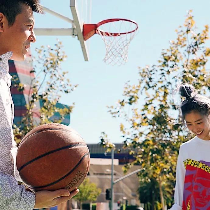 女版陈冠希斜戴帽子,女版陈冠希斜戴帽子网红