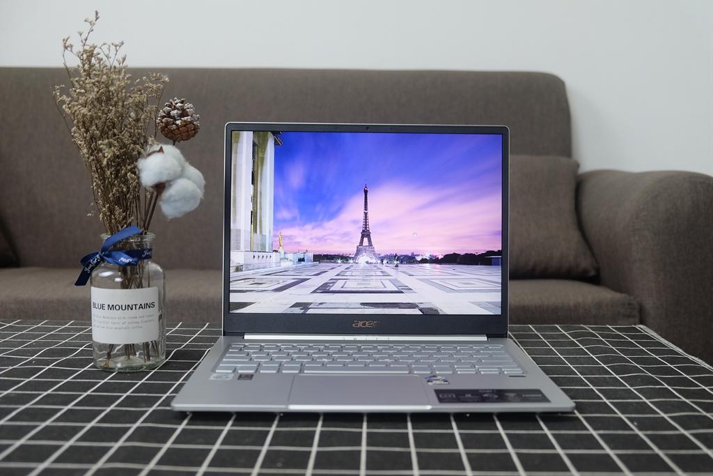 专注轻薄生产力，让你不花冤枉钱，宏碁新蜂鸟Swift3评测分享