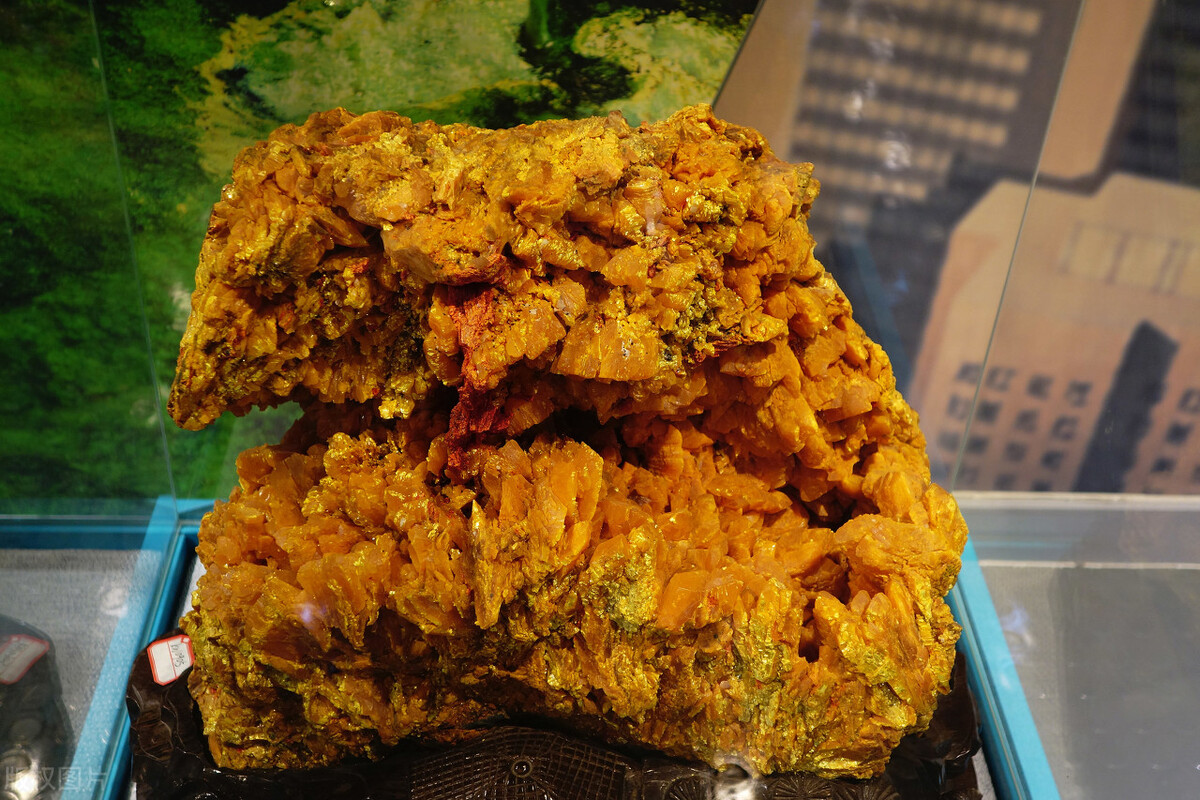 蛇为什么惧怕雄黄,蛇最害怕的雄黄是什么样子的