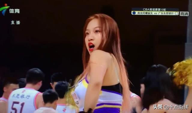 中国最火的拉拉队队长,广东拉拉队女队长