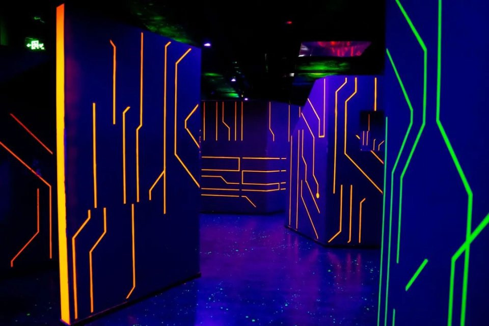 畅玩10000平米的主题乐园,郴州彩虹滑梯高空滑索