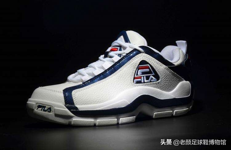 被足球做空的意大利品牌，却给了韩国人和安踏发财的机会