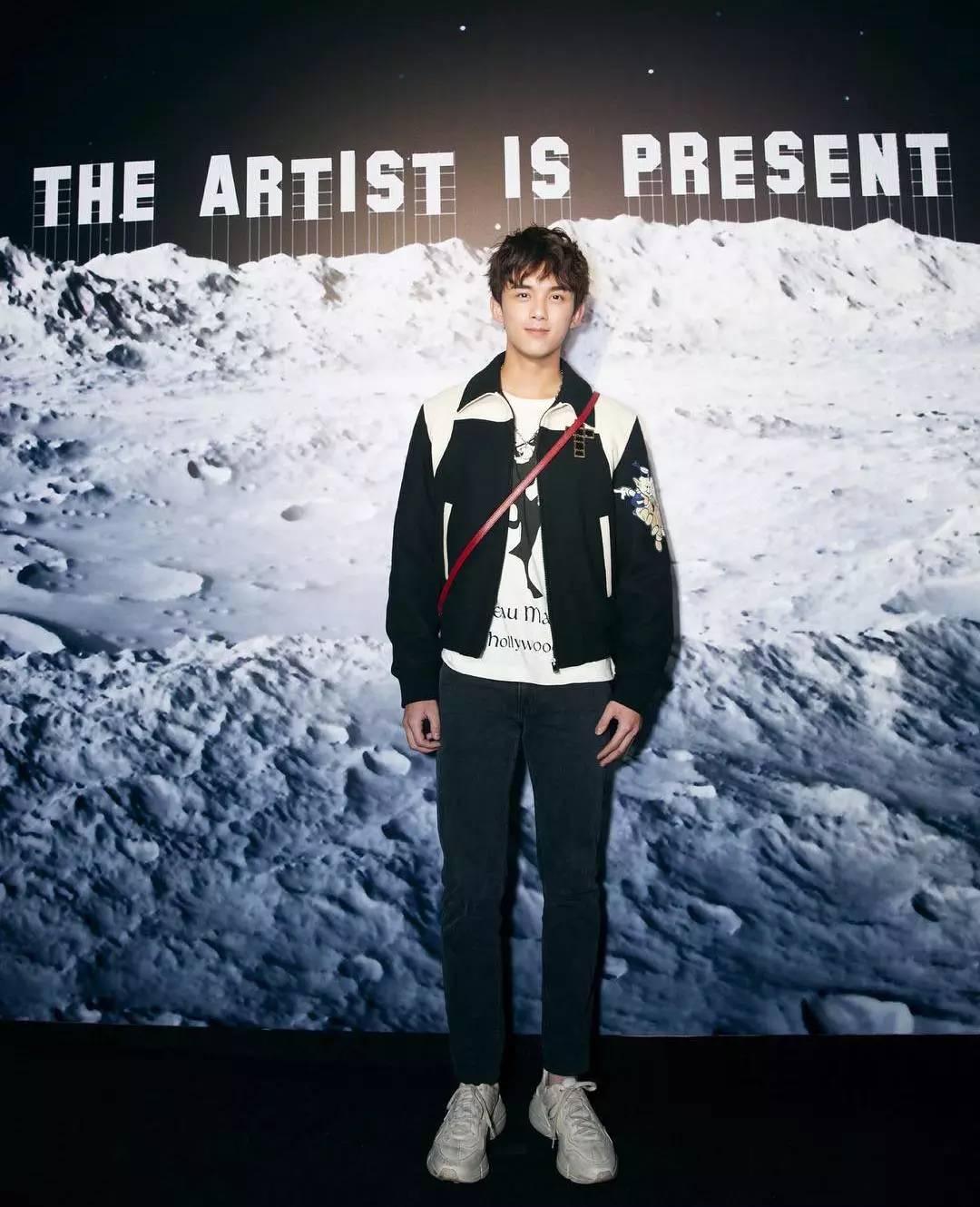 老铁放肆购！潮牌1~3折起，衣麦仓哈尔滨银泰店被时尚咖“攻陷”