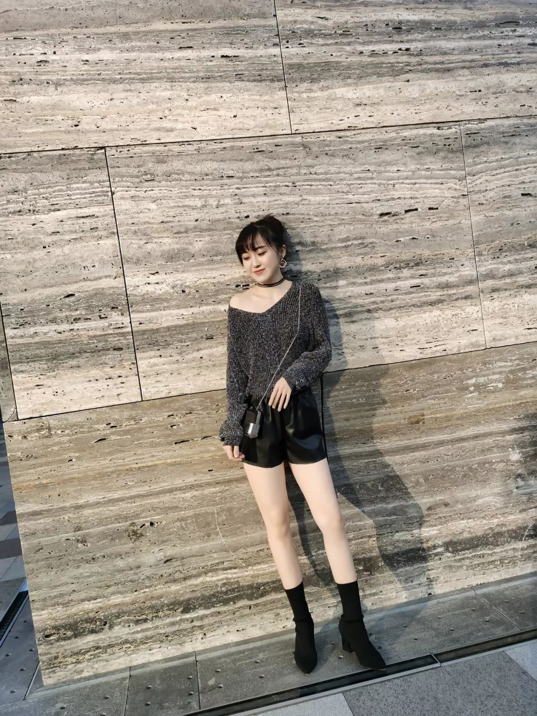 淑女气质百搭减龄薄款,简单时尚大方冬天减龄款