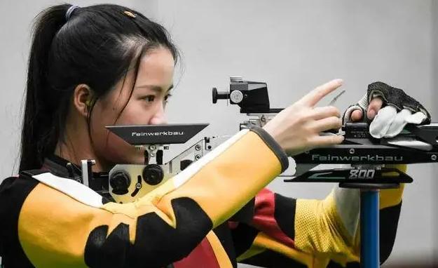 奥运女子射击冠军杨倩简介,杨倩获得奥运冠军