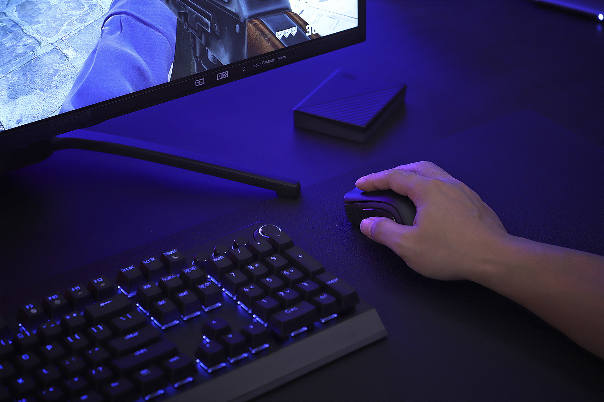 雷蛇无线入耳式游戏耳机电脑体验,雷蛇电竞耳机推荐头戴式蓝牙耳机