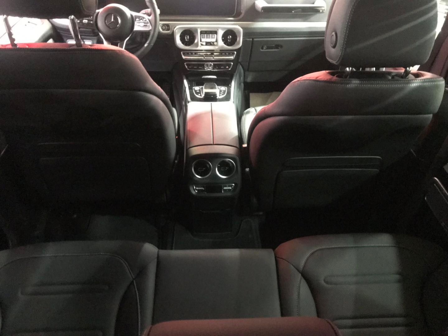 2020款奔驰G550越野界的大哥大拥有三把差速锁顷刻将*途征**变坦途