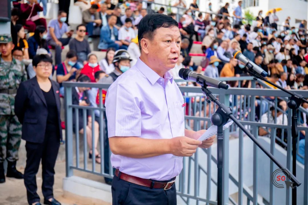 闈掓槬椋炴壃鍐涜,闈掓槬鏃犵晱鎵竼璧疯埅鍐涜鍦嗘弧钀藉箷