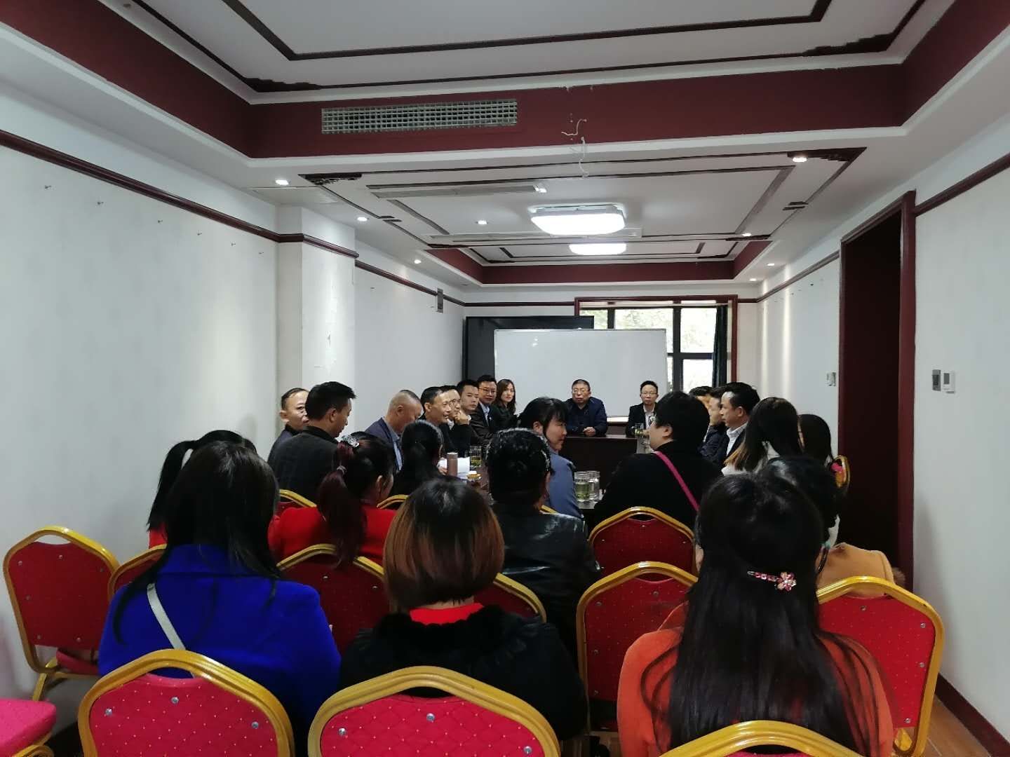 好乐网最新信息,好乐网和实体合作