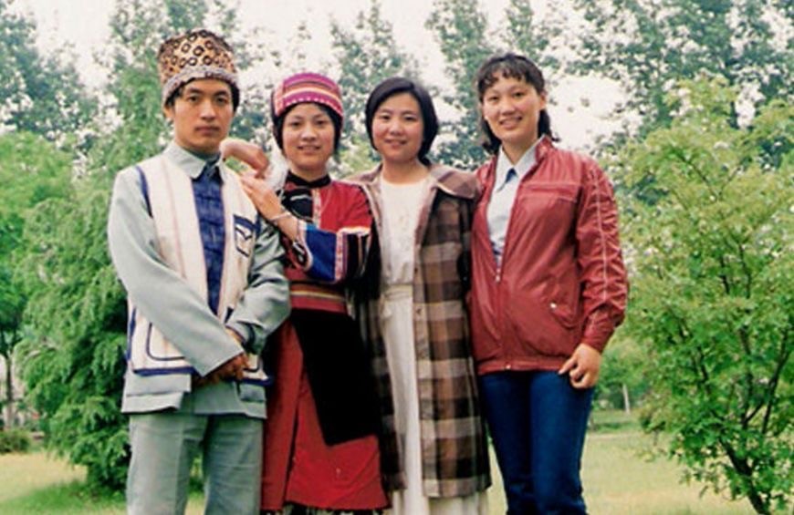 顾城杀妻案真相揭秘,顾城1993年杀妻案