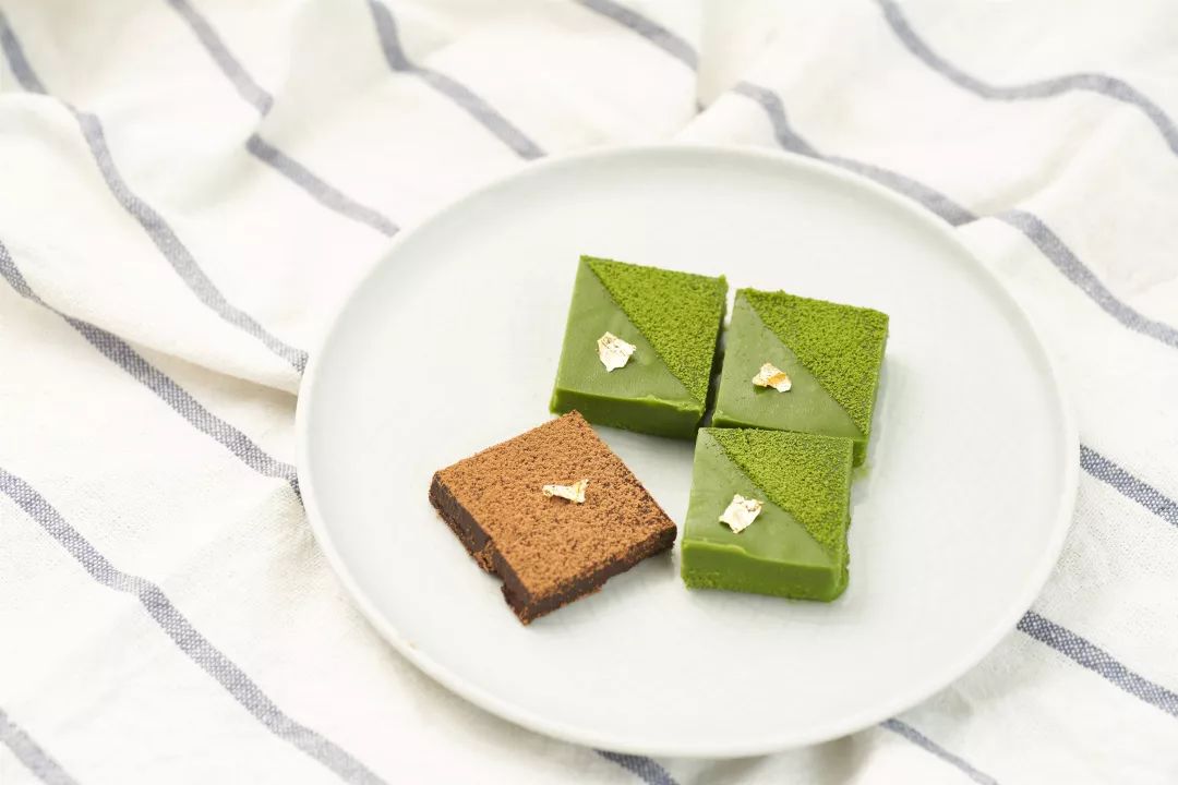 别白花80块买它！日本网红生巧在家几步搞定，有冰箱就能做