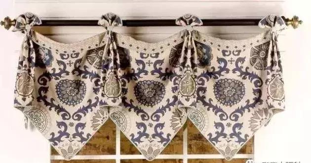 阳台窗帘加窗幔效果,千鸟格窗帘加窗幔