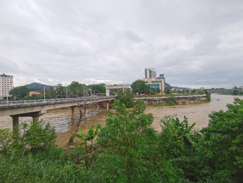 越南老街离河口多远,越南老街看河口夜景