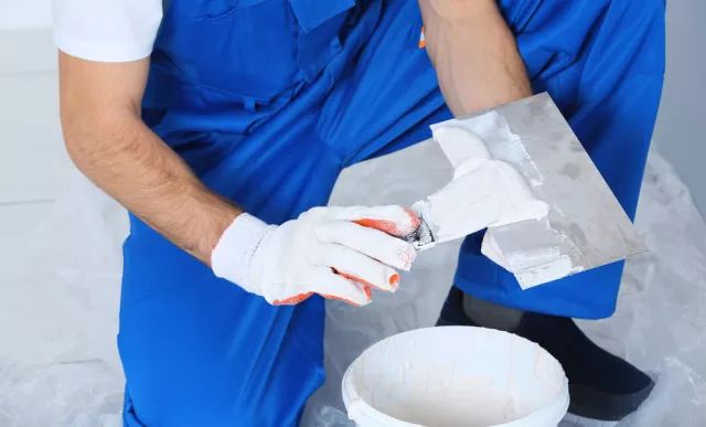 批刮腻子需要掺胶吗,腻子批刮教程