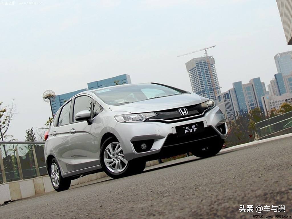 本田飞度神车是几座的,神车飞度应该怎么选