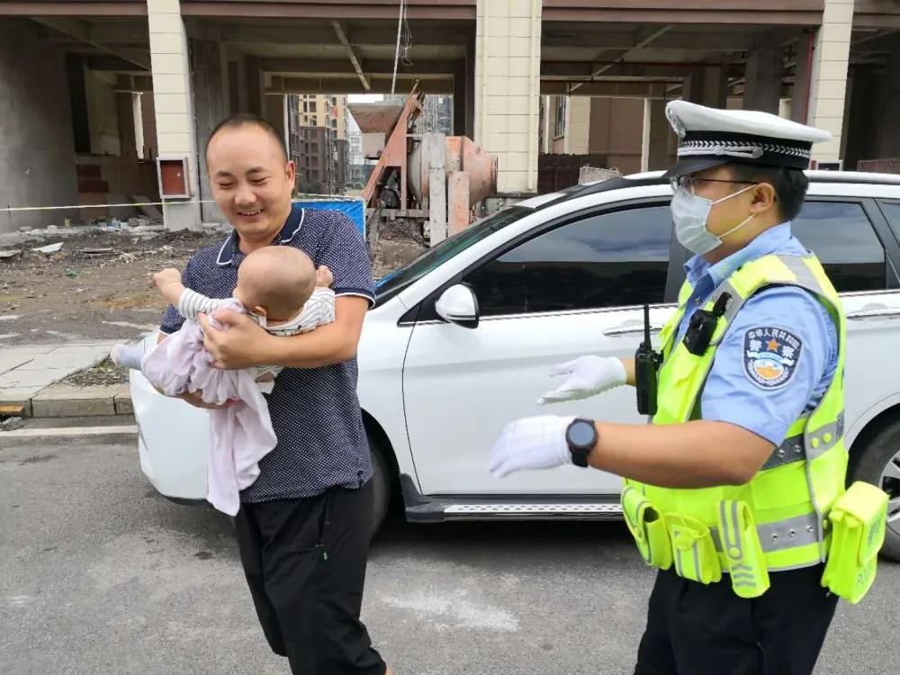 交警全力护航,交警部门全力护航高考