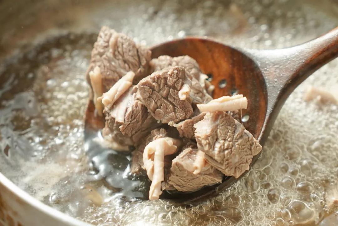 土豆炖牛肉怎么做更好吃,土豆炖牛肉怎么做才好吃