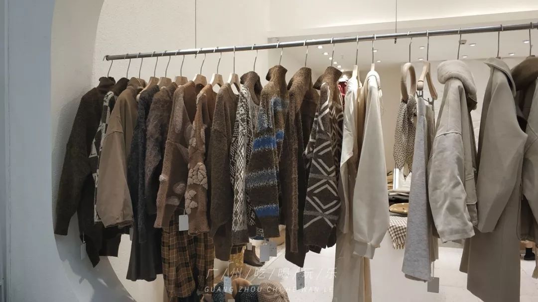 韩国东大门服装批发有几个大楼,广州韩国东大门服装批发拿货