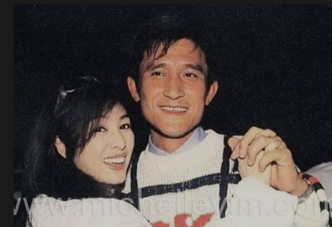 68岁米雪对比58岁雪梨,68岁米雪对比59岁雪梨