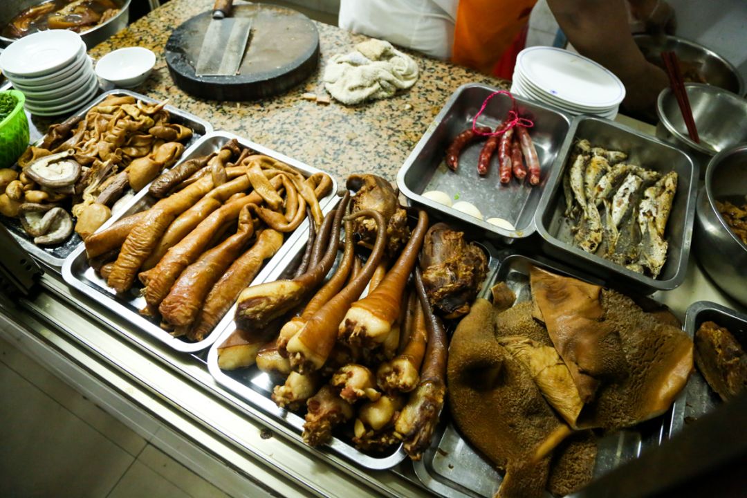 海南牛腩饭哪家最好吃,海口清汤牛腩饭