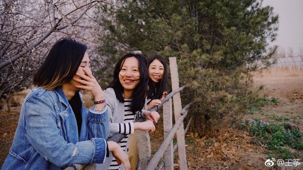 阿朵闺蜜“心疼”小三：你们异地恋这四年，辛苦了​