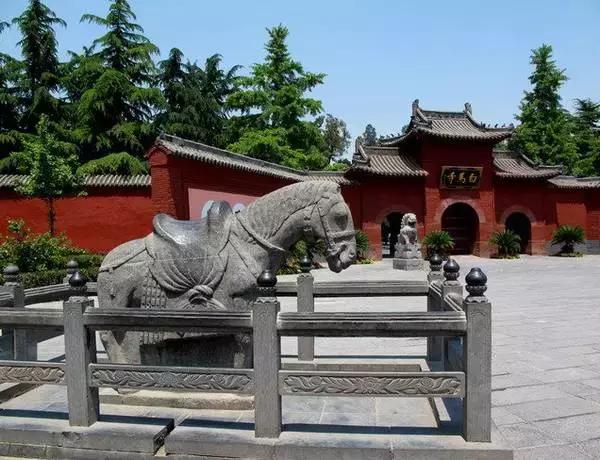 在河南这11处佛门圣地,在河南这11处佛门胜地