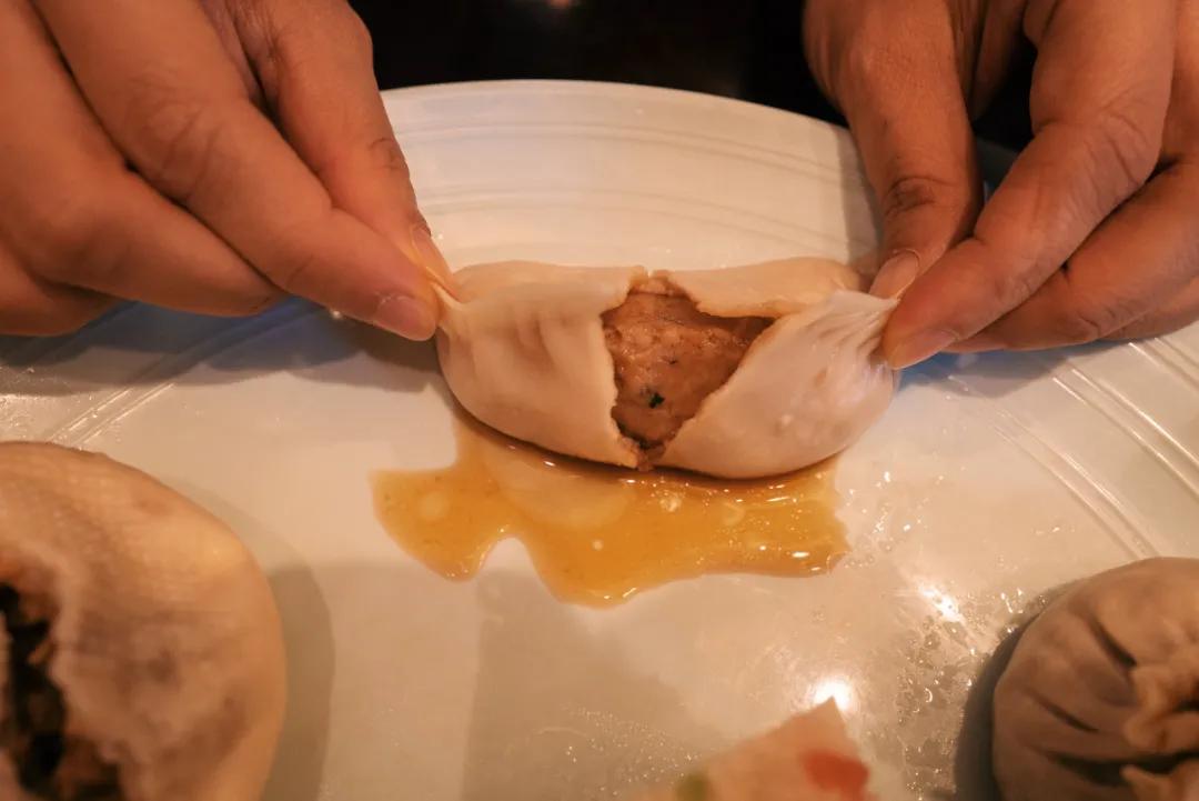 黑珍珠三钻包子,黑珍珠包子