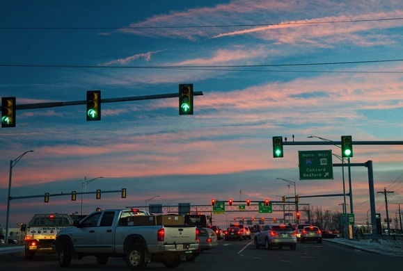 你知道哪些不起眼但是赚钱的行业,目前互联网最赚钱的行业有哪些