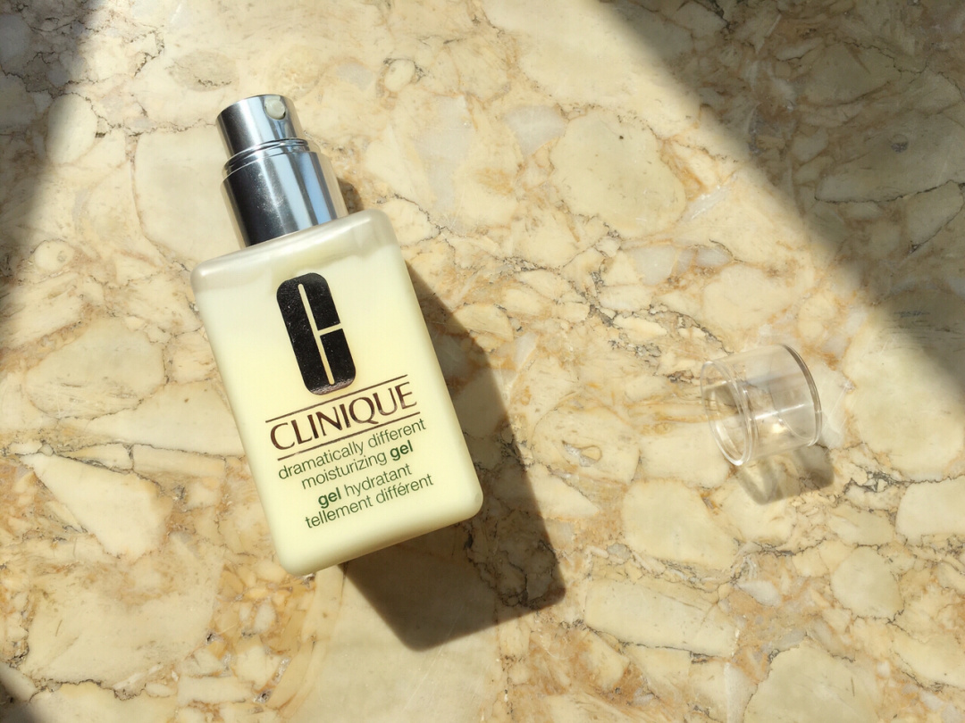 倩碧黄油用着有刺痛感,倩碧黄油有油和无油区别吗