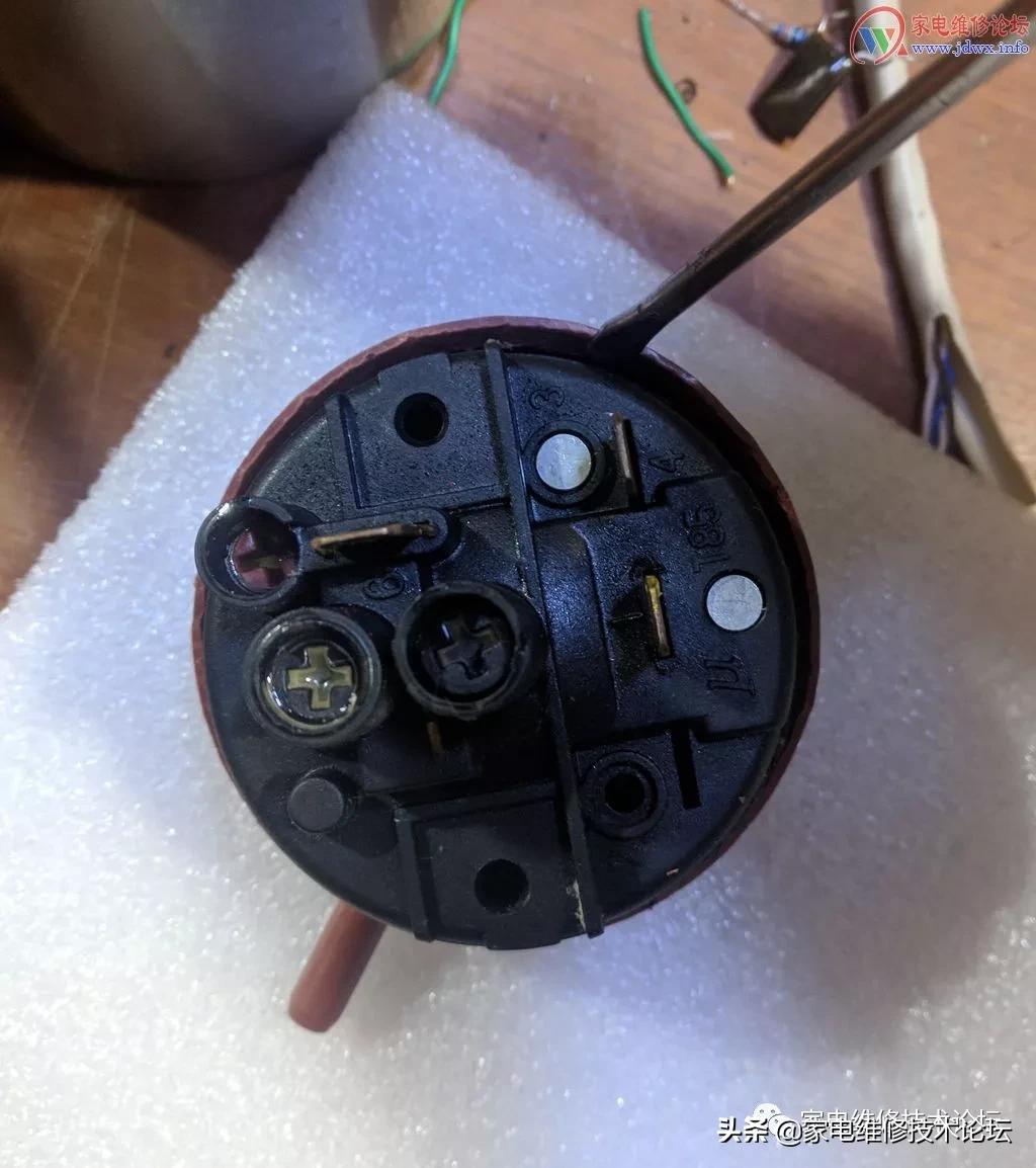 三洋洗衣机xqg60故障排除方法图解,三洋xqg60滚筒洗衣机拆卸清洗方法