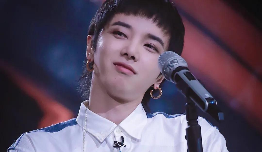 华晨宇被曝出轨整容植发？4个小时后事件反转，但他的人设已崩塌