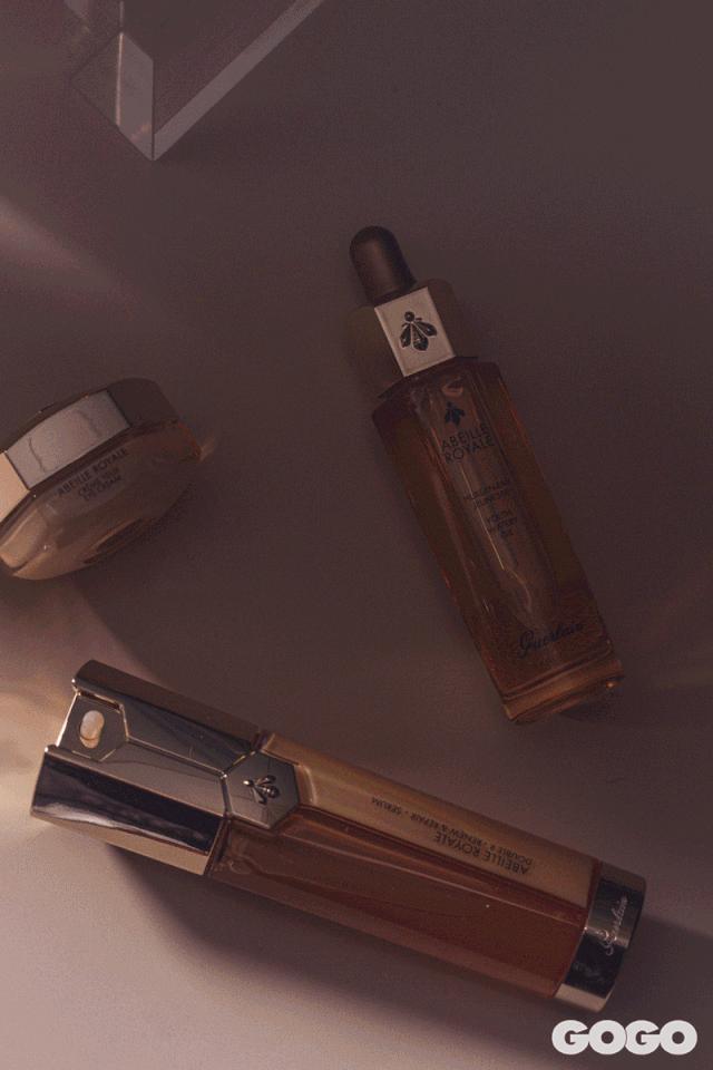 十年匠心，尽显“蜂”芒！法国娇兰绝美蜜境登陆太古汇