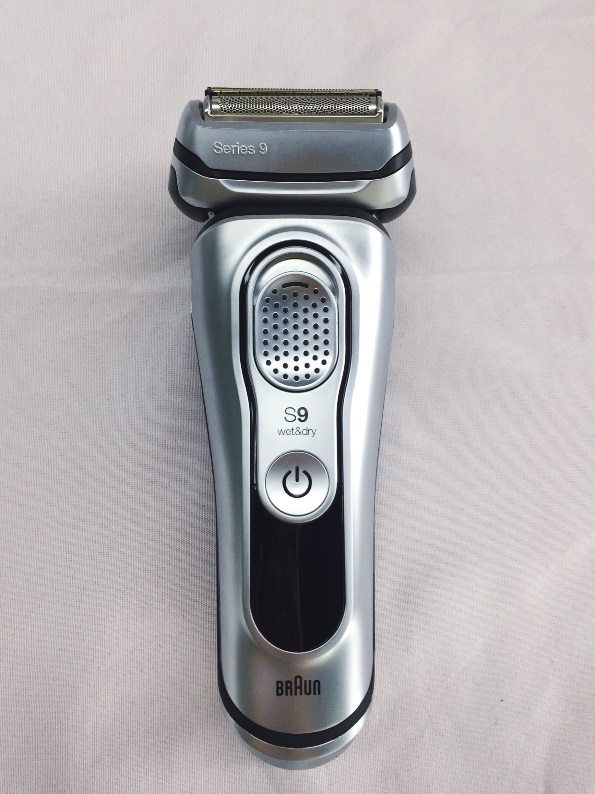 飞利浦3头剃须刀和博朗9系哪个好,飞利浦剃须刀rq1160和博朗哪个好